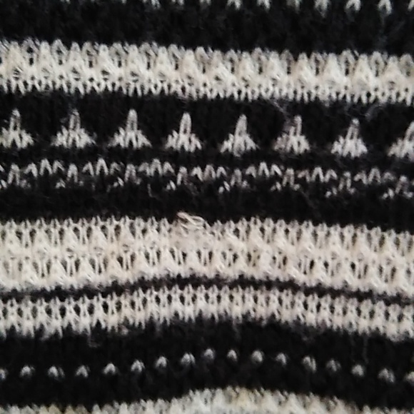 3/$25 Mind Code Ladies Pullover - Picture 3 of 5